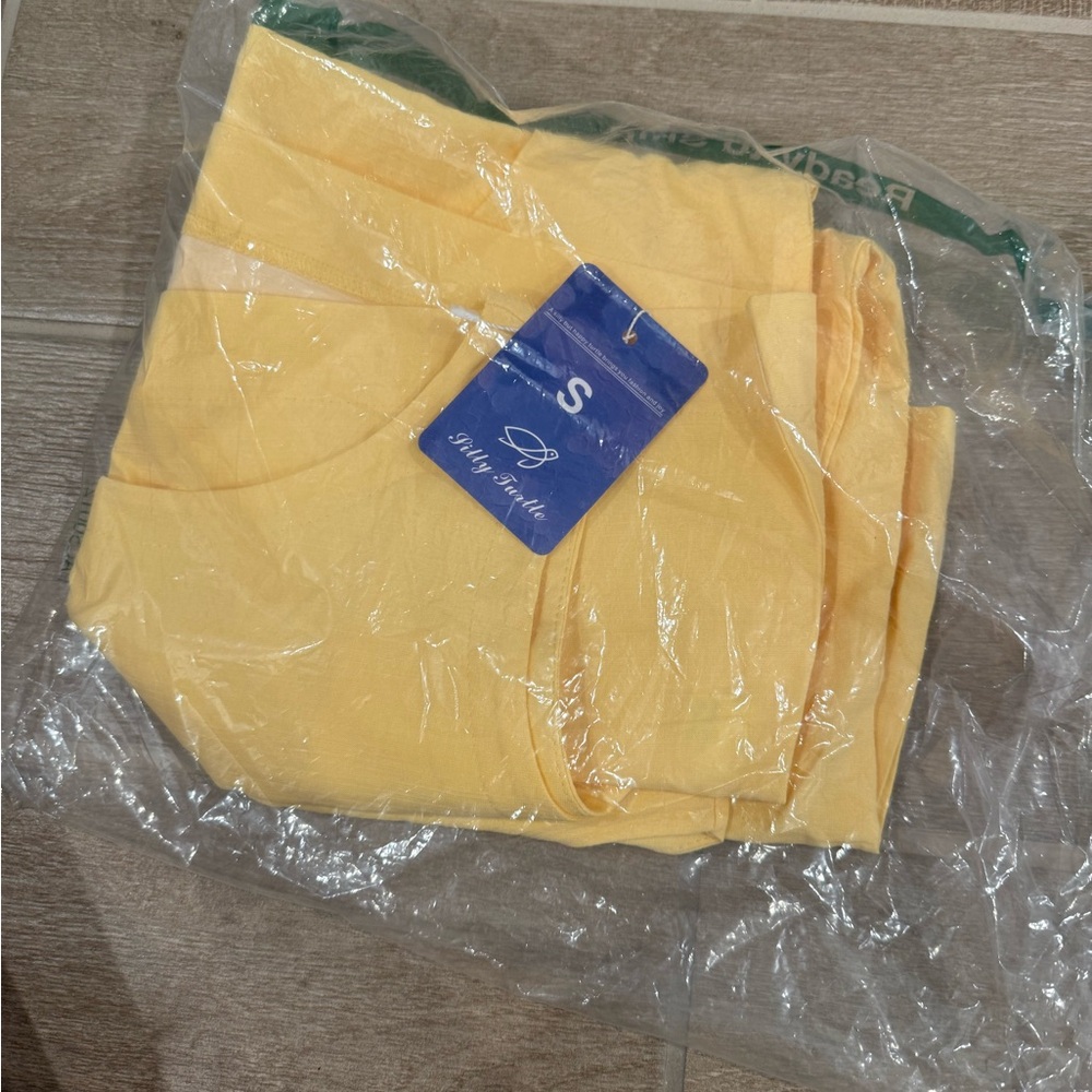 Amazon Yellow Backless Dress - Picture 3 of 4